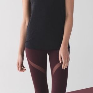 LULULEMON HIGH TIMES PANT//size 2//good condition!